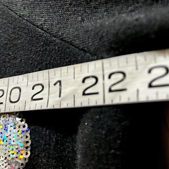 PINK VS Rare crew neck sweats with polka dots silver sequins - Picture 8 of 10